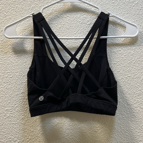 Lululemon Free To Be Serene Bra Black Sz 4 - Picture 2 of 4